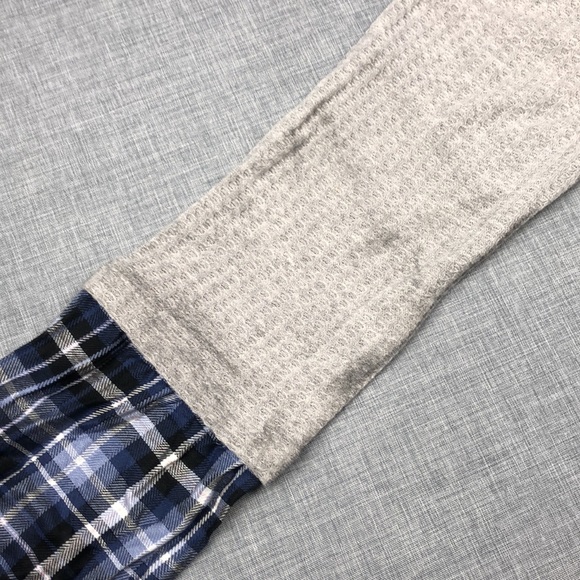 Style & Co Gray & Plaid Contrast Top Size Medium - Picture 6 of 6